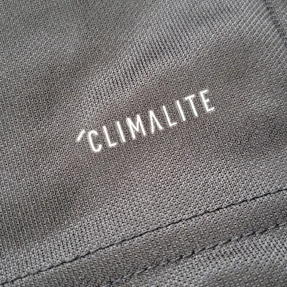 Adidas 1/4 zip top NWT - Picture 3 of 5